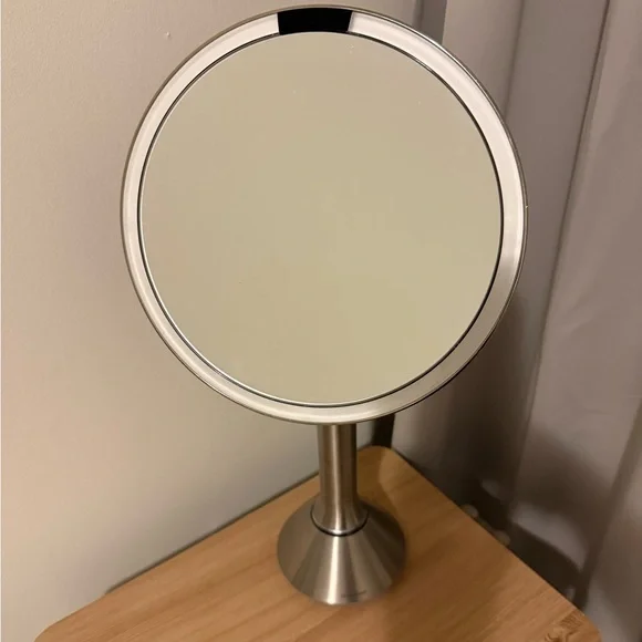 8” Simplehuman Sensor LED Vanity Mirror Round - Picture 2 of 8